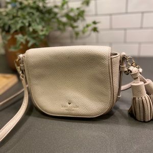 Neutral Kate spade leather purse